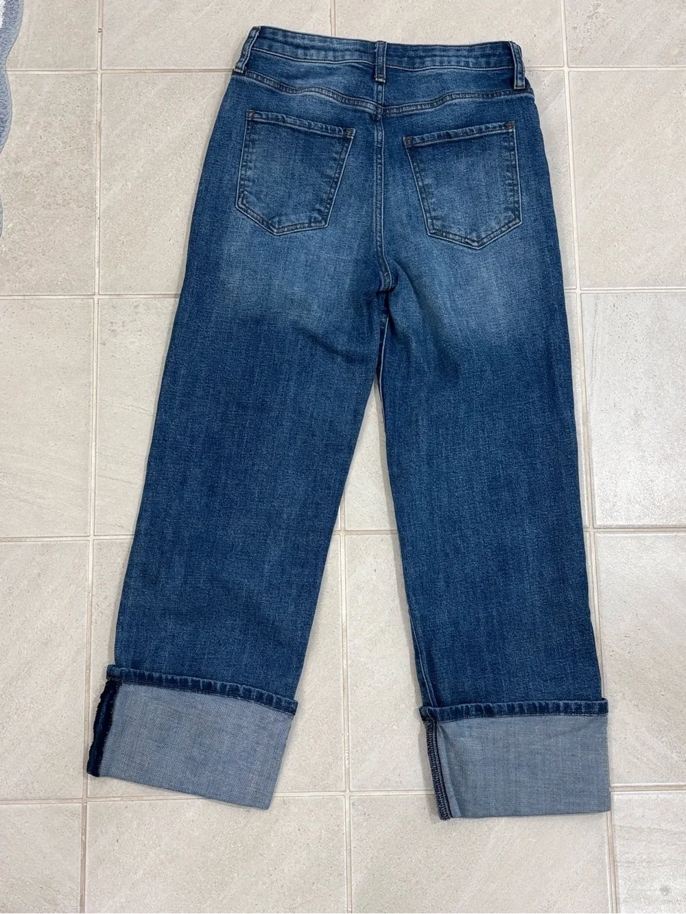 Kut from the Kloth Sienna Wide-leg Cuffed Jeans - Picture 5 of 7